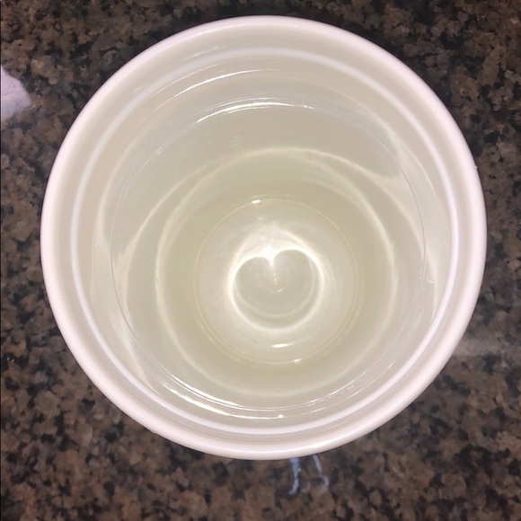 Starbucks Cups Limited Edition (1 left) - Picture 3 of 3